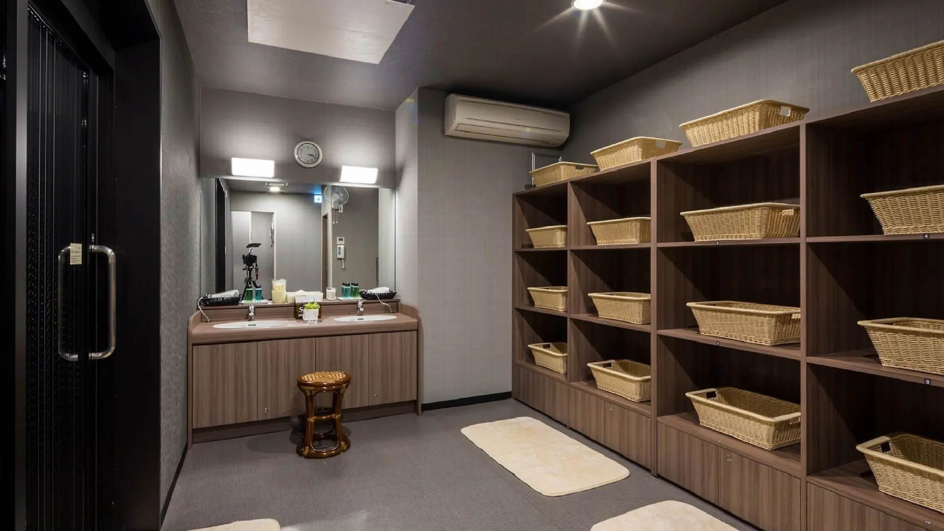 Hotel Route-Inn Tokyo Kamata -Ayamebashi-